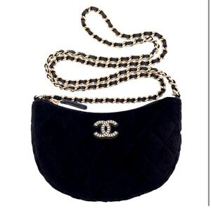 NIB Chanel GWP Half Moon Black Quilted Crossbody Bag